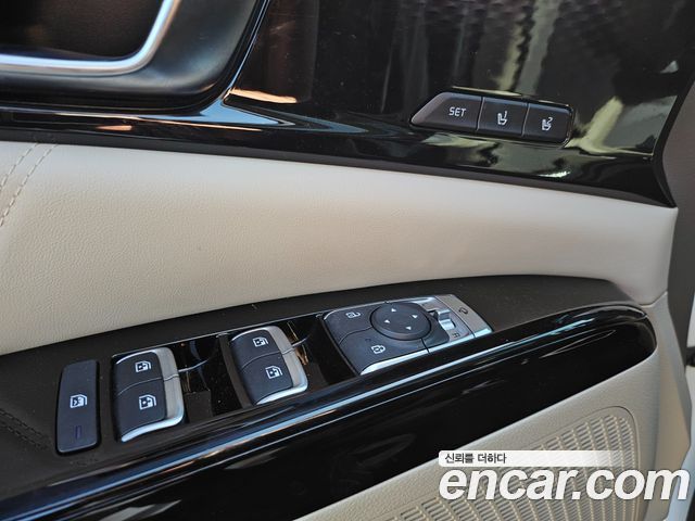 Kia Canival 2021 — photo 14