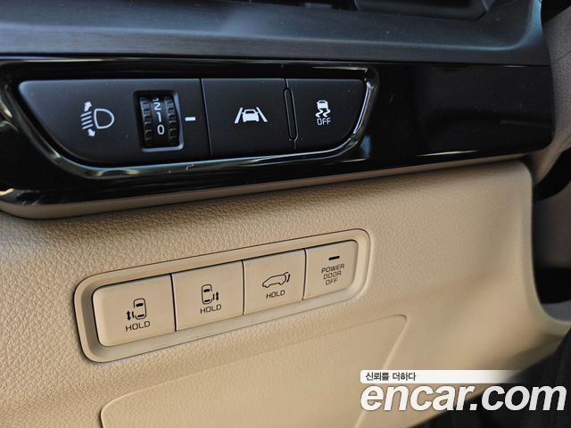 Kia Canival 2021 — photo 15