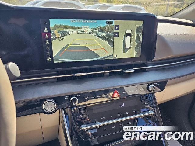 Kia Canival 2021 — photo 20