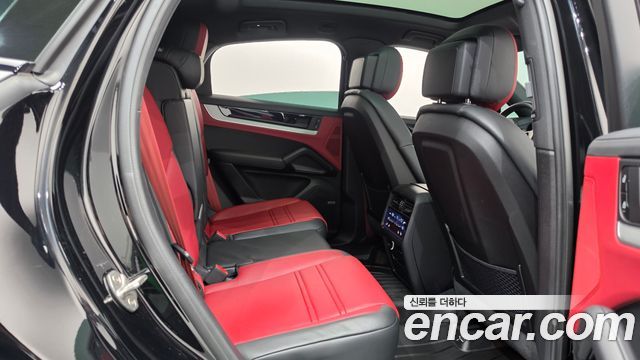 Porsche Cayenne 2024 — photo 17