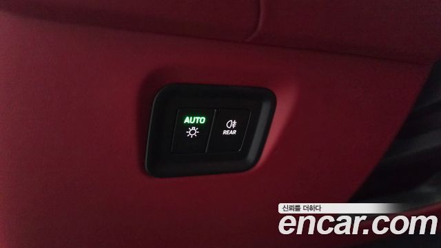 Porsche Cayenne 2024 — photo 24