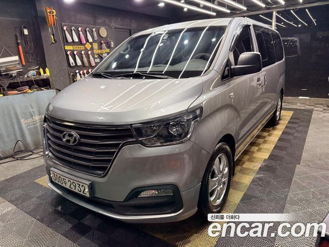 Hyundai Starex 2018 — photo 3