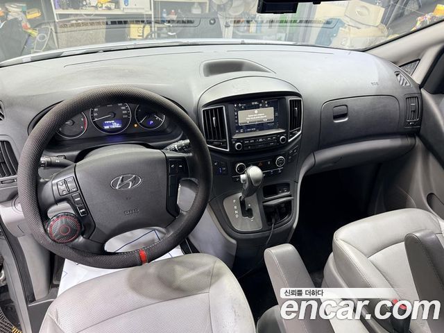 Hyundai Starex 2018 — photo 6