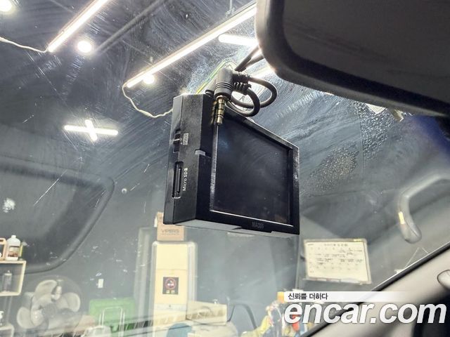 Hyundai Starex 2018 — photo 16