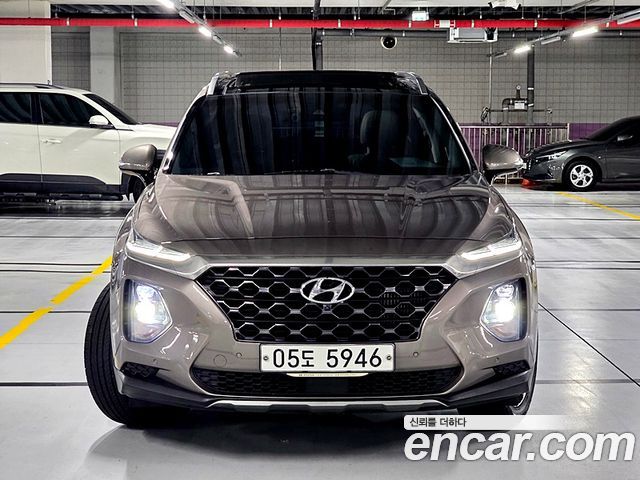 Hyundai Santafe 2019 — photo 2