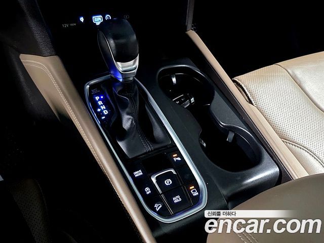 Hyundai Santafe 2019 — photo 15