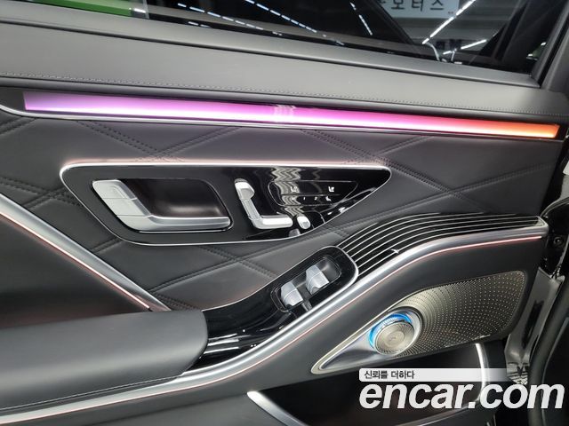 Mercedes-Benz S-Class 2022 — photo 11