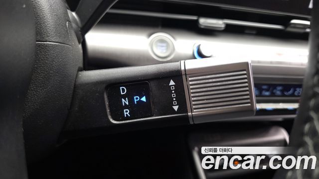 Hyundai Kona 2023 — photo 12