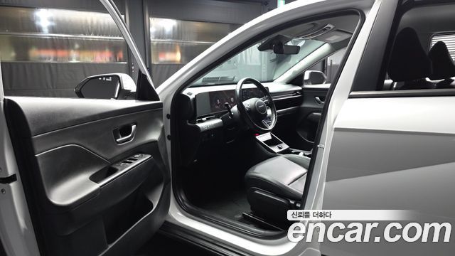 Hyundai Kona 2023 — photo 13