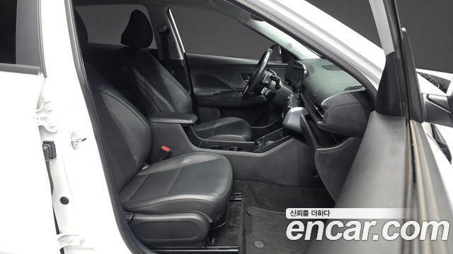 Hyundai Kona 2023 — photo 17