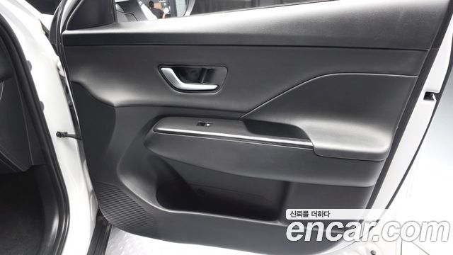 Hyundai Kona 2023 — photo 14