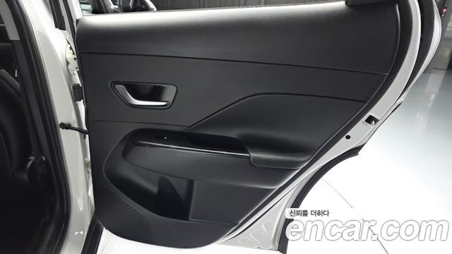 Hyundai Kona 2023 — photo 15