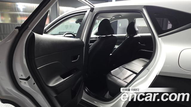 Hyundai Kona 2023 — photo 16