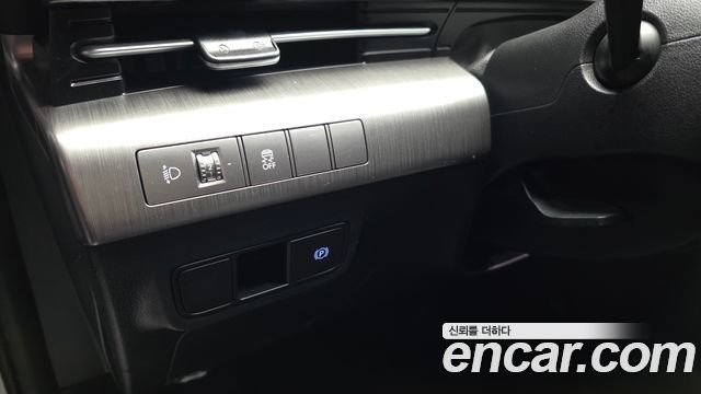 Hyundai Kona 2023 — photo 30