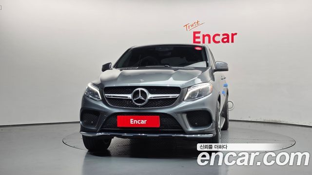 Mercedes-Benz GLE-Class 2018 — photo 3