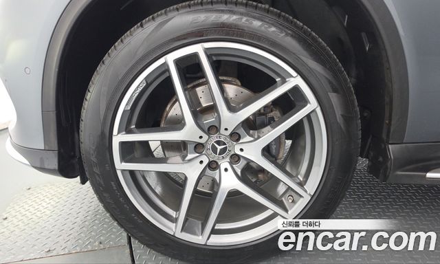 Mercedes-Benz GLE-Class 2018 — photo 5