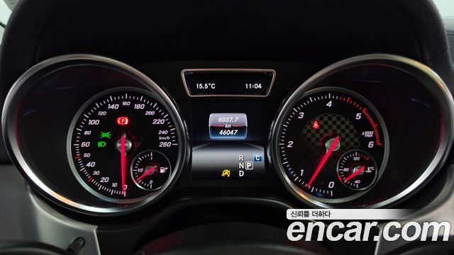 Mercedes-Benz GLE-Class 2018 — photo 11