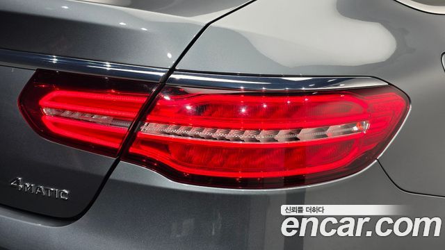 Mercedes-Benz GLE-Class 2018 — photo 9