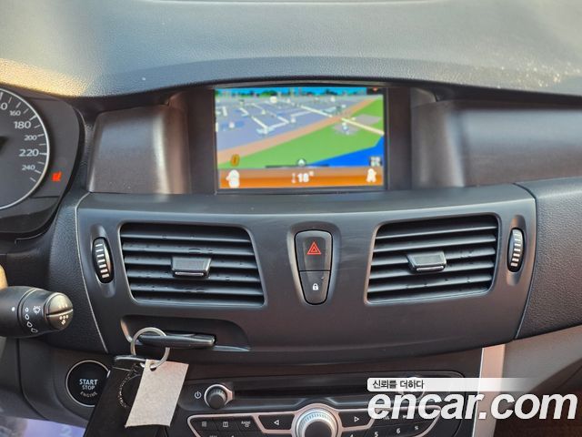 Renault Korea SM5  2010 — photo 9