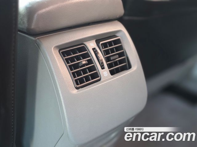 Renault Korea SM5  2010 — photo 16