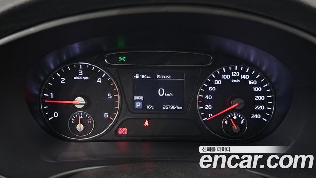 Kia Sorento 2018 — photo 11