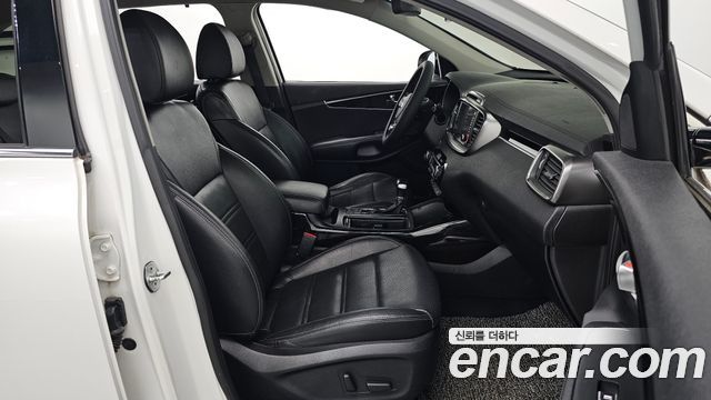 Kia Sorento 2018 — photo 17