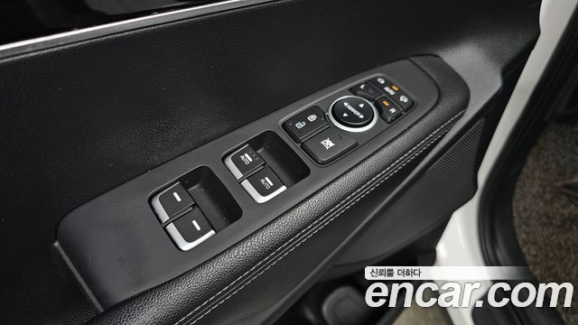 Kia Sorento 2018 — photo 25