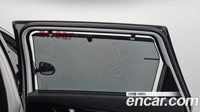 Kia Sorento 2018 — photo 31
