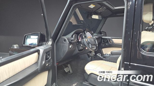 Mercedes-Benz G-Class 2017 — photo 13