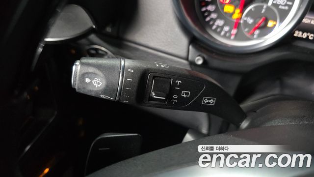 Mercedes-Benz G-Class 2017 — photo 29