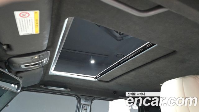 Mercedes-Benz G-Class 2017 — photo 36