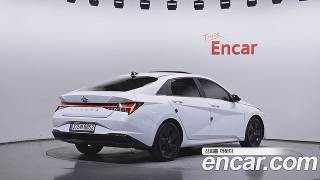 Hyundai AVANTE 2021 — photo 2