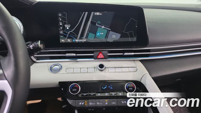 Hyundai AVANTE 2021 — photo 17