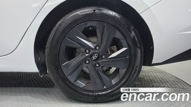 Hyundai AVANTE 2021 — photo 7
