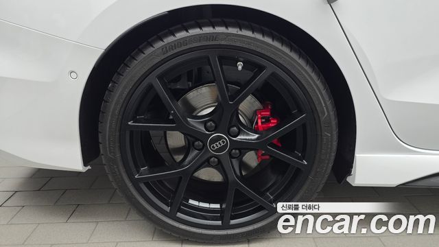 Audi RS3 2025 — photo 5