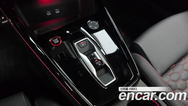 Audi RS3 2025 — photo 12