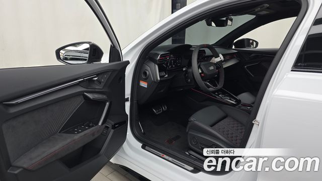 Audi RS3 2025 — photo 13