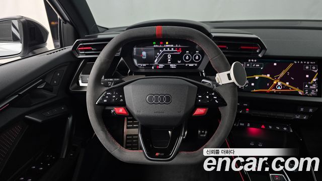 Audi RS3 2025 — photo 19