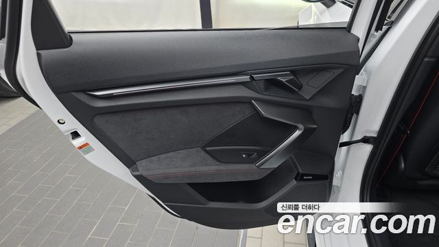 Audi RS3 2025 — photo 15