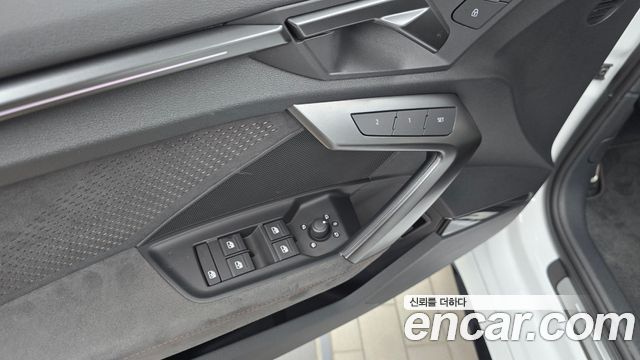 Audi RS3 2025 — photo 29