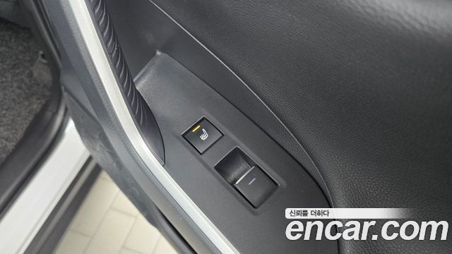 Toyota RAV4 2024 — photo 24