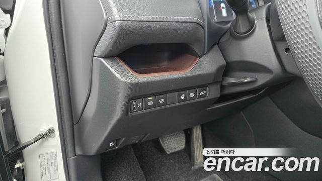 Toyota RAV4 2024 — photo 28