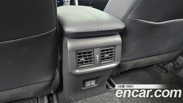 Toyota RAV4 2024 — photo 31