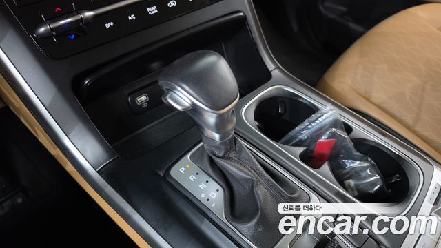 Kia Canival 2023 — photo 12