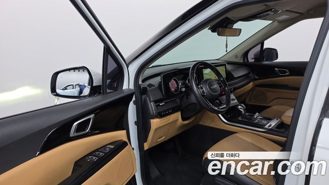 Kia Canival 2023 — photo 13