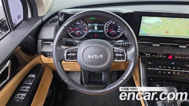 Kia Canival 2023 — photo 19