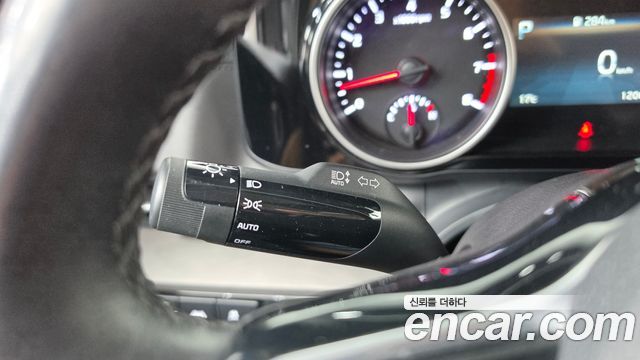 Kia Canival 2023 — photo 27