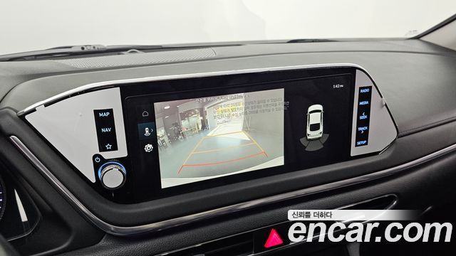 Hyundai Sonata 2022 — photo 21
