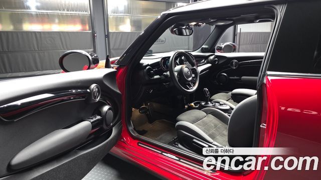 Mini Cooper 2022 — photo 13