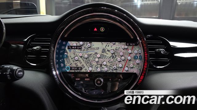 Mini Cooper 2022 — photo 21